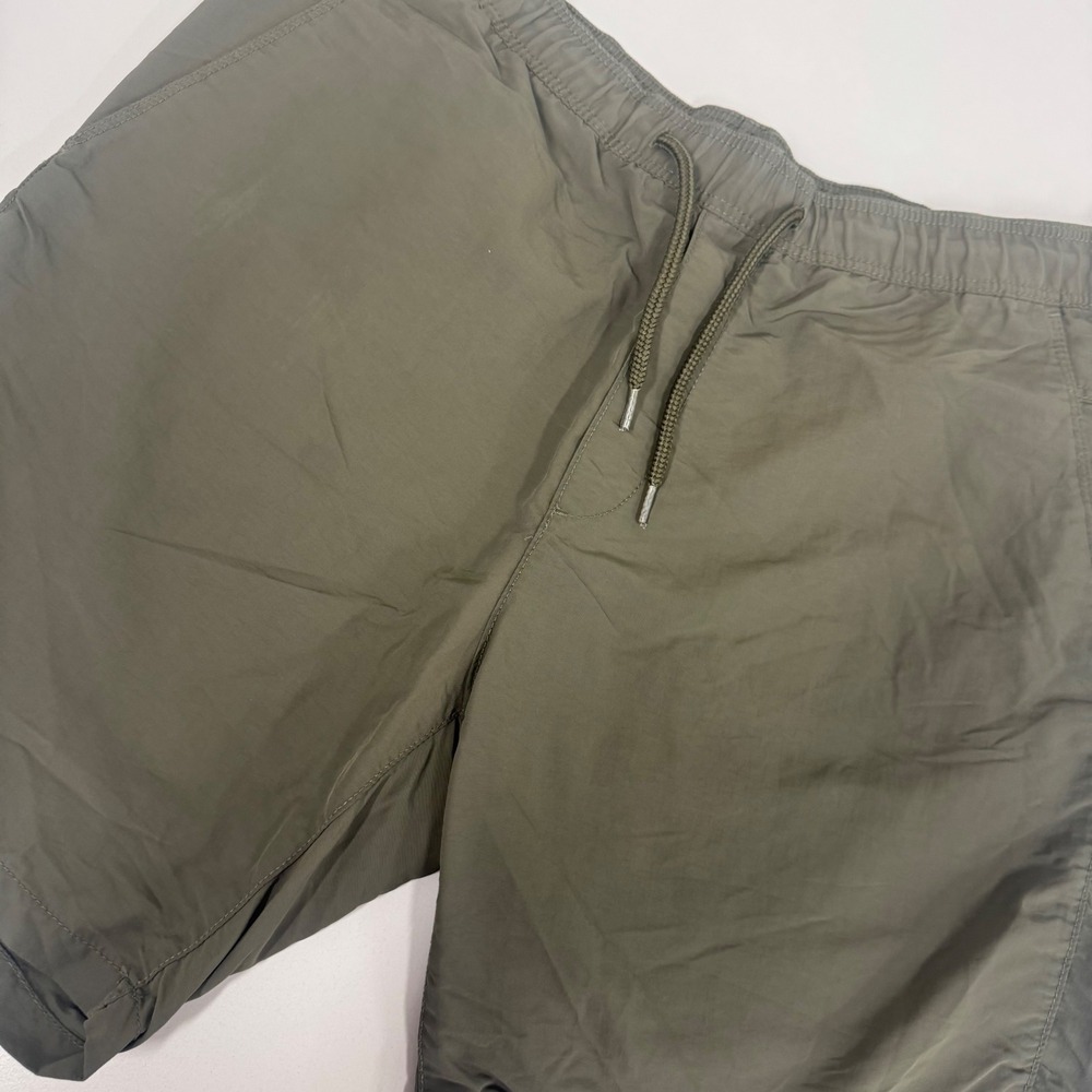 H&M‎ Regular Fit Shorts Mens L Olive Green Excellent Nylon Drawstring 0951707 3